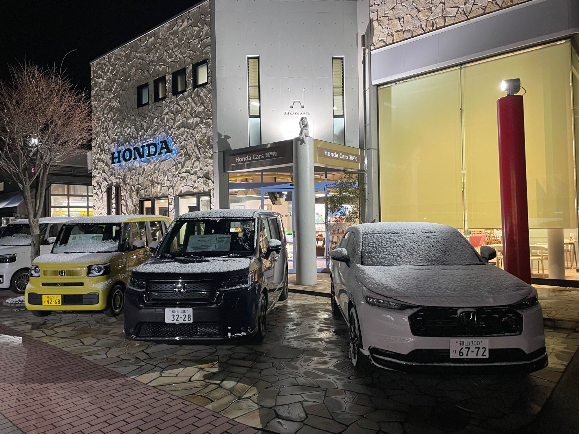 珍しく尾道地区も雪景色に。