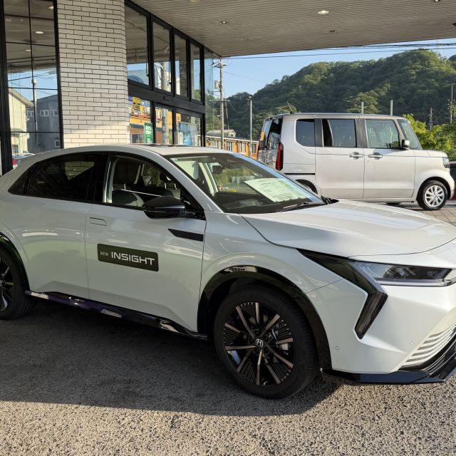 新型EV『INSIGHT』！
